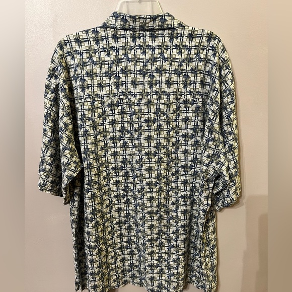 Bamboo Cay, Fine Resort Wear short sleeve casual shirt. 💯% Polynosic/Rayon. - Picture 6 of 10